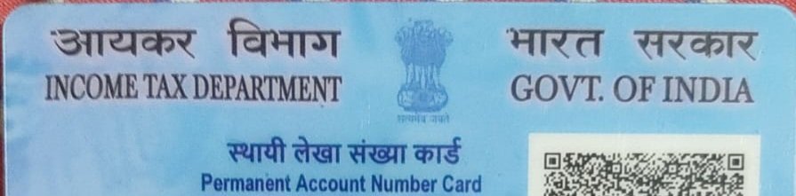 There is no Kannada on PAN cards issued in Karnataka, but there is Hindi! The government of India collects taxes from Kannadiga but doesn't provide services in Kannada! True democracy won't work this way. #LinguisticInequality #India #StopHindiImposition