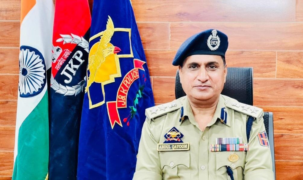 In view of the parliamentary election 2024 and forthcoming religious festivals, Senior Superintendent of Police Kishtwar, Abdul Qayoom Tuesday initiated comprehensive security measures to ensure the safety and security of citizens. #JammuAndKashmir