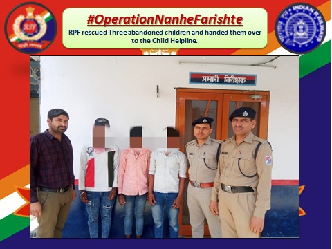 👼🏻 #OperationNanheFarishte 👶🏻

Children deserve to be happy and safe.

RPF Moradabad rescued Three abandoned children and handed them over to the Child Helpline for further care and protection.

#SaveChildren

@RPF_INDIA 
@RailMinIndia 
@rpfnr_