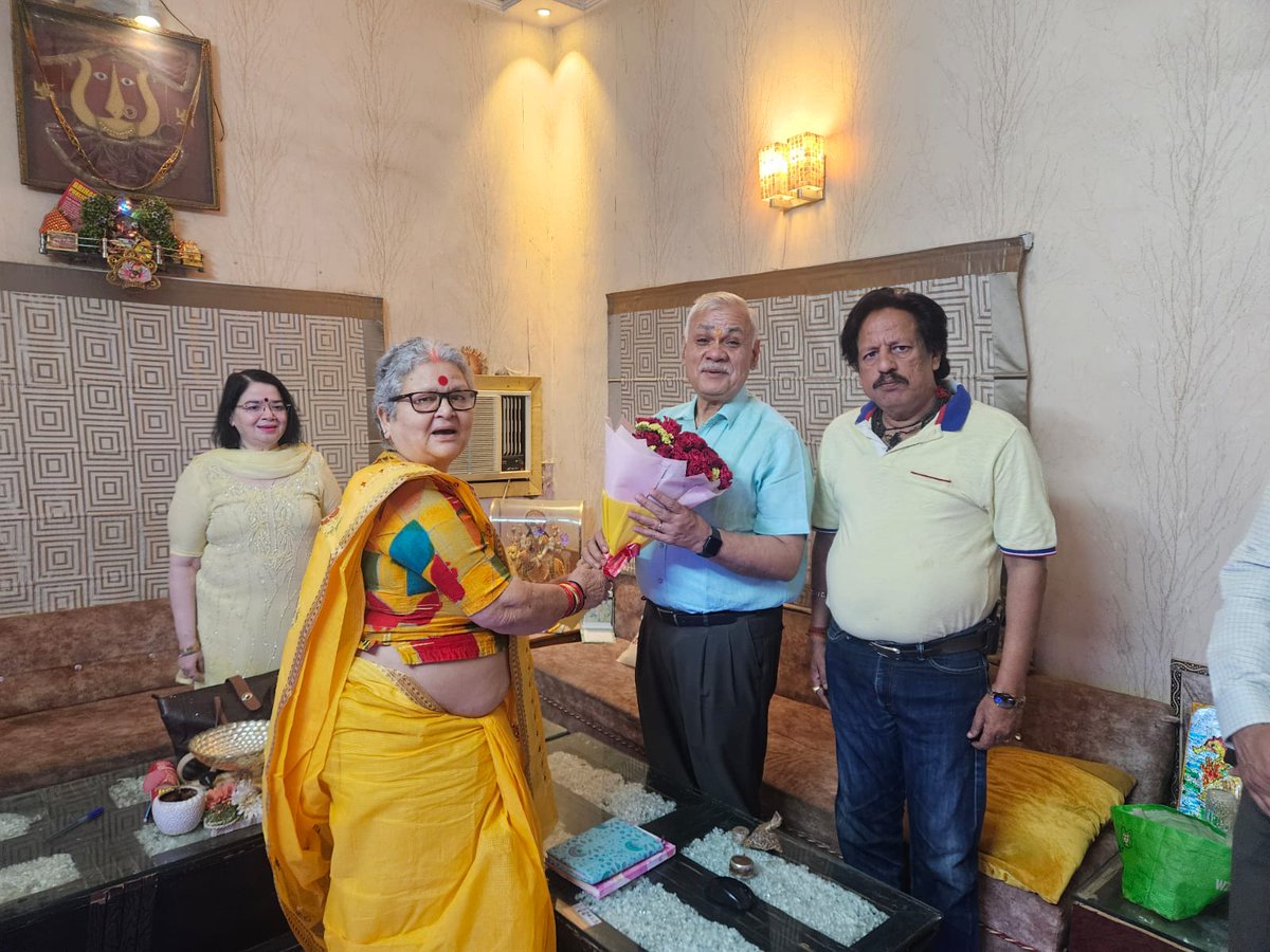 Pramila Pandey (@pramila_pandey) on Twitter photo यूपी के मुख्य सचिव दुर्गा शंकर मिश्रा जी के शहर आगमन पर शिष्टाचार भेंट करके शहर की समस्याओं पर विस्तार से चर्चा की.. <a href="/myogiadityanath/">Yogi Adityanath</a> <a href="/BJP4UP/">BJP Uttar Pradesh</a> <a href="/BJP4India/">BJP</a> यूपी के मुख्य सचिव दुर्गा शंकर मिश्रा जी के शहर आगमन पर शिष्टाचार भेंट करके शहर की समस्याओं पर विस्तार से चर्चा की.. <a href="/myogiadityanath/">Yogi Adityanath</a> <a href="/BJP4UP/">BJP Uttar Pradesh</a> <a href="/BJP4India/">BJP</a>
