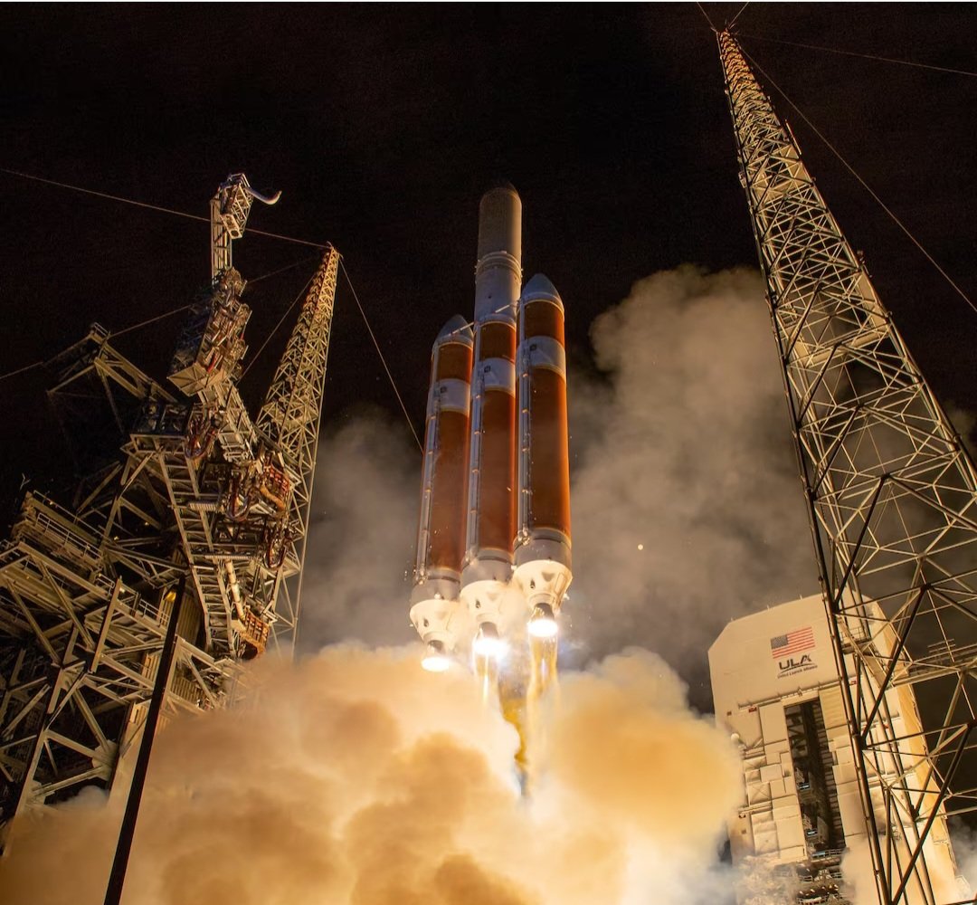 U.S. Space Force & a Boeing-LM JV sent a secret reconnaissance payload to orbit on Tuesday atop a Delta IV Heavy rocket. The flight was intended to deploy a satellite for the National Reconnaissance Office, a U.S. defense intelligence agency, on a classified mission NROL-70