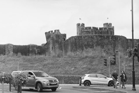 Caerphilly Castle #35mmfilm #filmisnotdead #filmisalive #ibelieveinfilm #zenith #caerphilly @visitwales #blackandwhitephotography #photography #findyourepic #Welshphotography Visit delweddauimages.co.uk