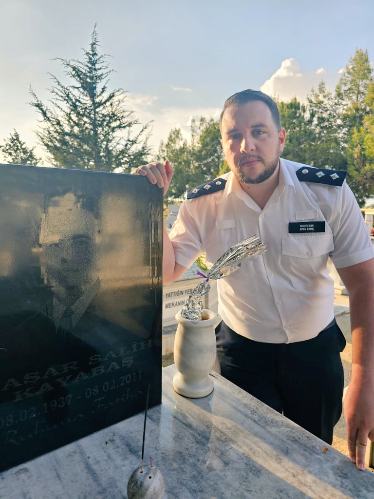 I had the honour to visit my late Dede (Grandfather) yesterday who is burried in the Sovereign Base Areas in #Cyprus in uniform. My inspiration to put the uniform on come from him, a proud moment to say the least. #Kibris #Cyprus #Police