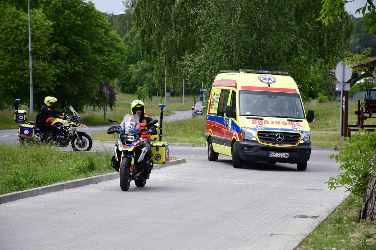 Wracamy do Was na nowej stronie Wojewódzkiego Pogotowia Ratunkowego w Katowicach!🚑To tutaj znajdziecie wszystkie informacje na temat naszej działalności! <a href="/PrasoweSlaskie/">Urząd Marszałkowski Województwa Śląskiego</a> <a href="/JakubChe/">Silesia</a> <a href="/WojciechSaluga/">Wojciech Saługa</a> <a href="/SlaskUW/">Śląski Urząd Wojewódzki w Katowicach</a> <a href="/mirek_mazur/">Mirosław Mazur</a> <a href="/KoUrszula/">Urszula Kołaczek</a> #WPRKatowice <a href="/lukpach/">Łukasz Pach</a>  

🔔facebook.com/wprwkatowicach/