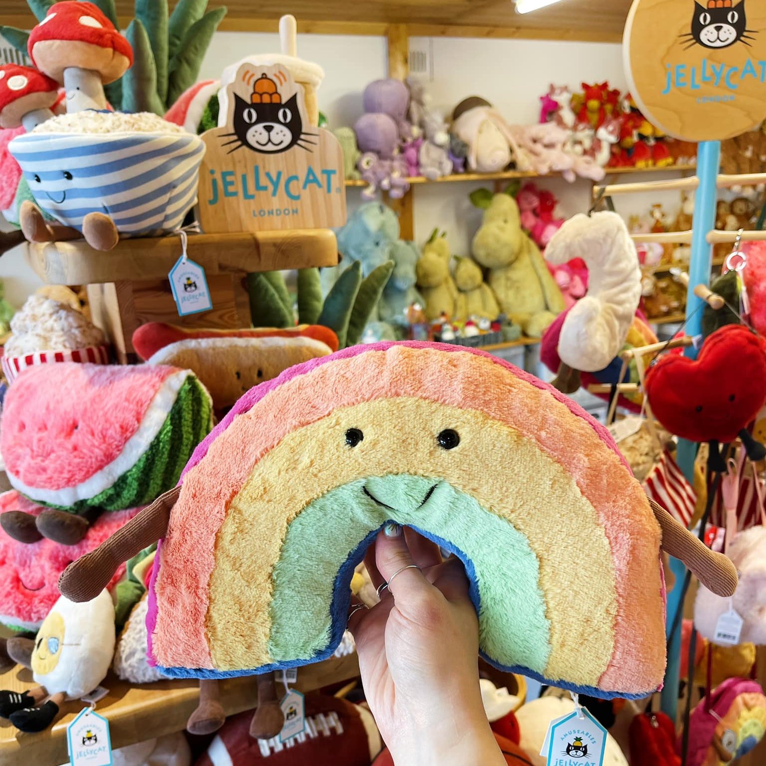 Jellycat Amuseable Rainbow Jellycat Amuseable Rainbow