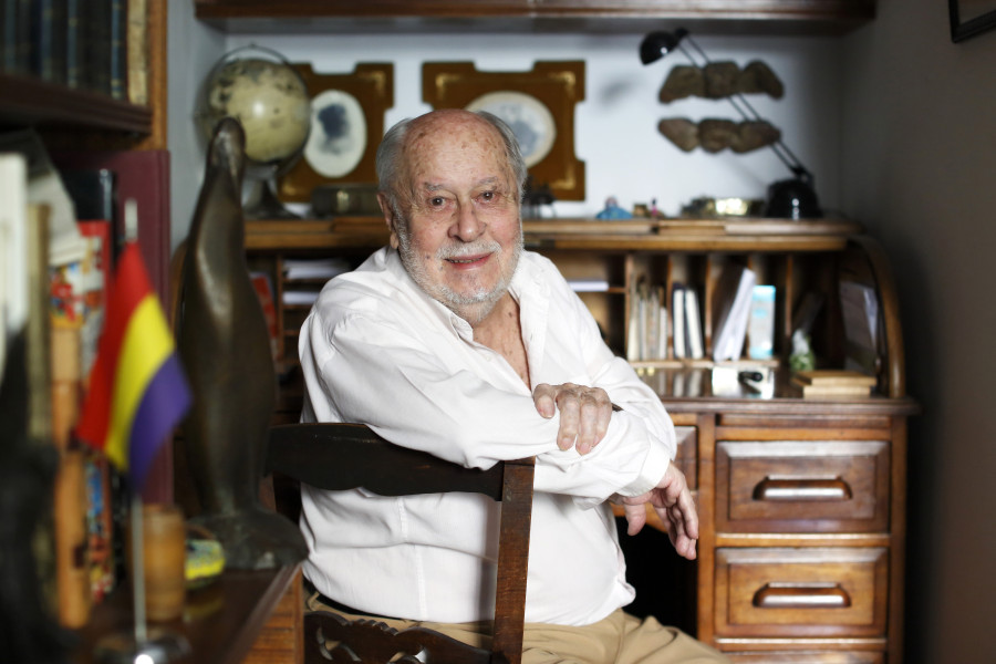 "Hasta 'Mi querida señorita' ignoraba que podría haber Óscar también para los pobres europeos". Nos deja #JaimeDeArmiñán, uno de los mejores directores de la historia del #cineespañol. Esta charla de 2013 es oro puro: Buñuel, Chicho, los Gutiérrez Caba...

aisge.es/jaime-de-armin…