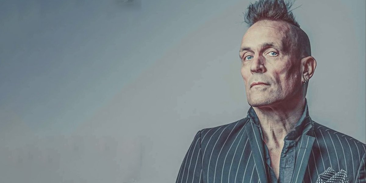 The incomparable John Robb joins us on Thu 2nd May to talk about a life in music, his best selling art of darkness book, being the first person to interview nirvana, inventing the word britpop and adventures on the post punk frontline… Tickets here👉 tinyurl.com/3d2np23s