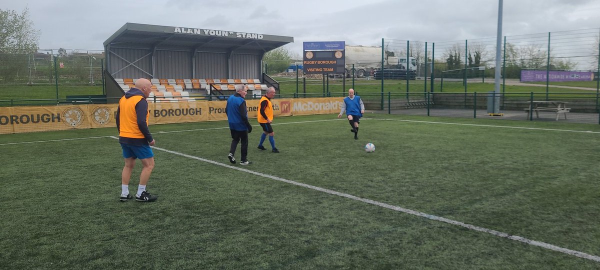 WALKING FOOTBALL/ Great morning for football here @Rugbyboroughfc . 0-0 early doors , but some lovely football on display. @Coventry_City If you're over 50 looking for a great social environment and football 📧 Dennis.zuill@sbitc.org.uk #MakingADifference