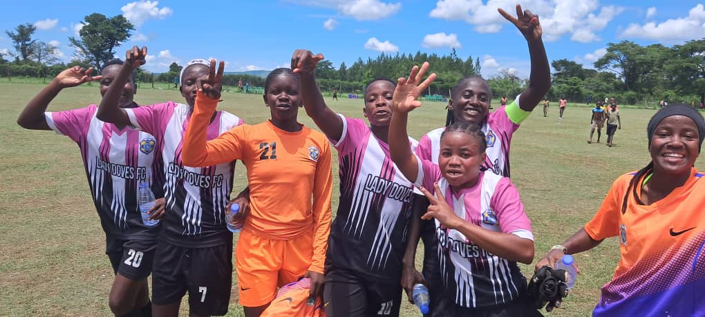 Shocking results in the FWSL today🥱

• Lady Doves 3-2 Kawempe Muslim
• She Maroons 1-2 Rines SS WFC

#KyleReports | #WomenFootball