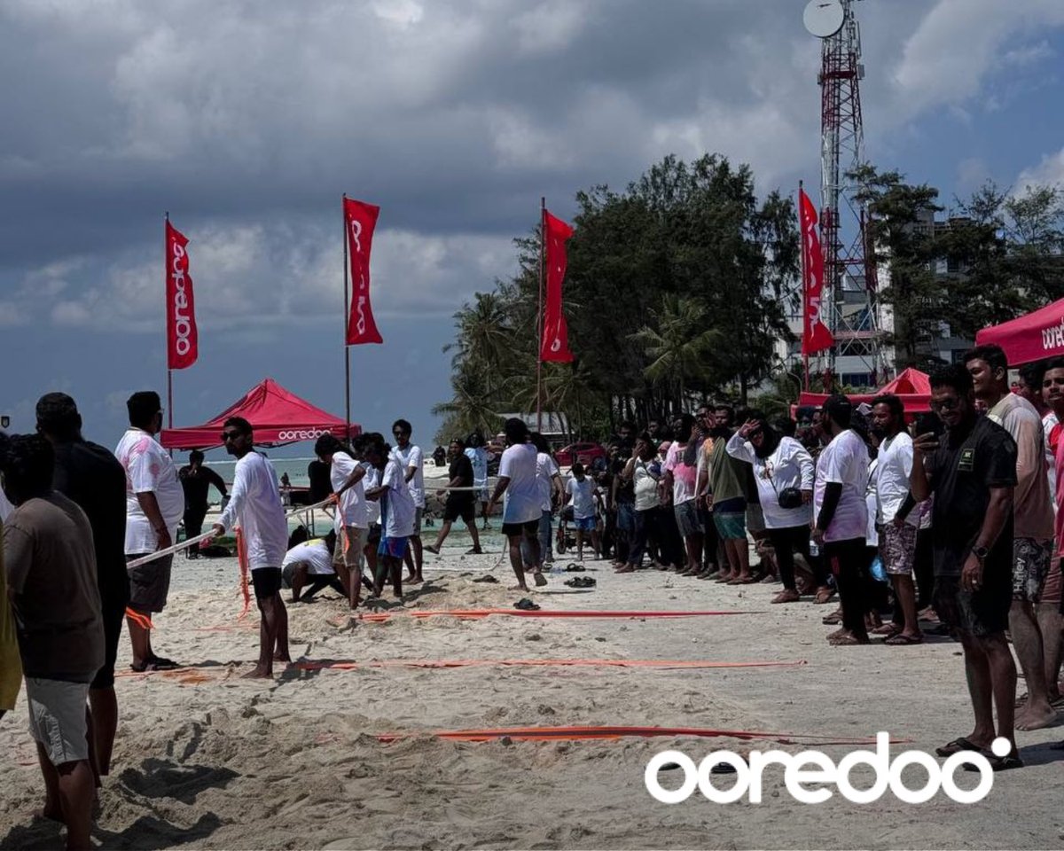 #EidJagada, in partnership with @ClubHulhu, is buzzing with excitement! Participants are wholeheartedly competing, eager to outdo each other. Grateful to see so many smiling faces enjoying this lively event! 🙌 #EidMajaa