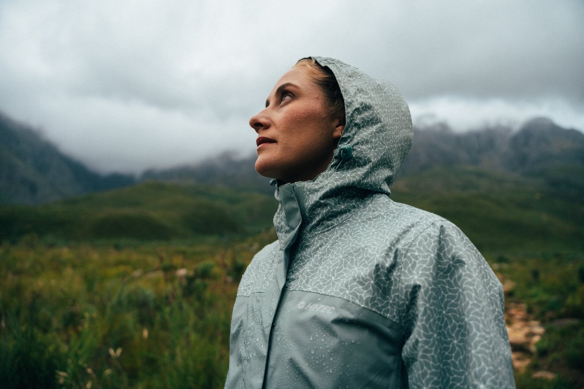 The Vapour jacket is a versatile addition to your outdoors wardrobe this season. Durable and waterproof, thanks to its Dri-Tec technology, as well as windproof and breathable, with an adjustable hood. #hitecsa #vapourjacket #winterjacket #winterfashion #rainjacket