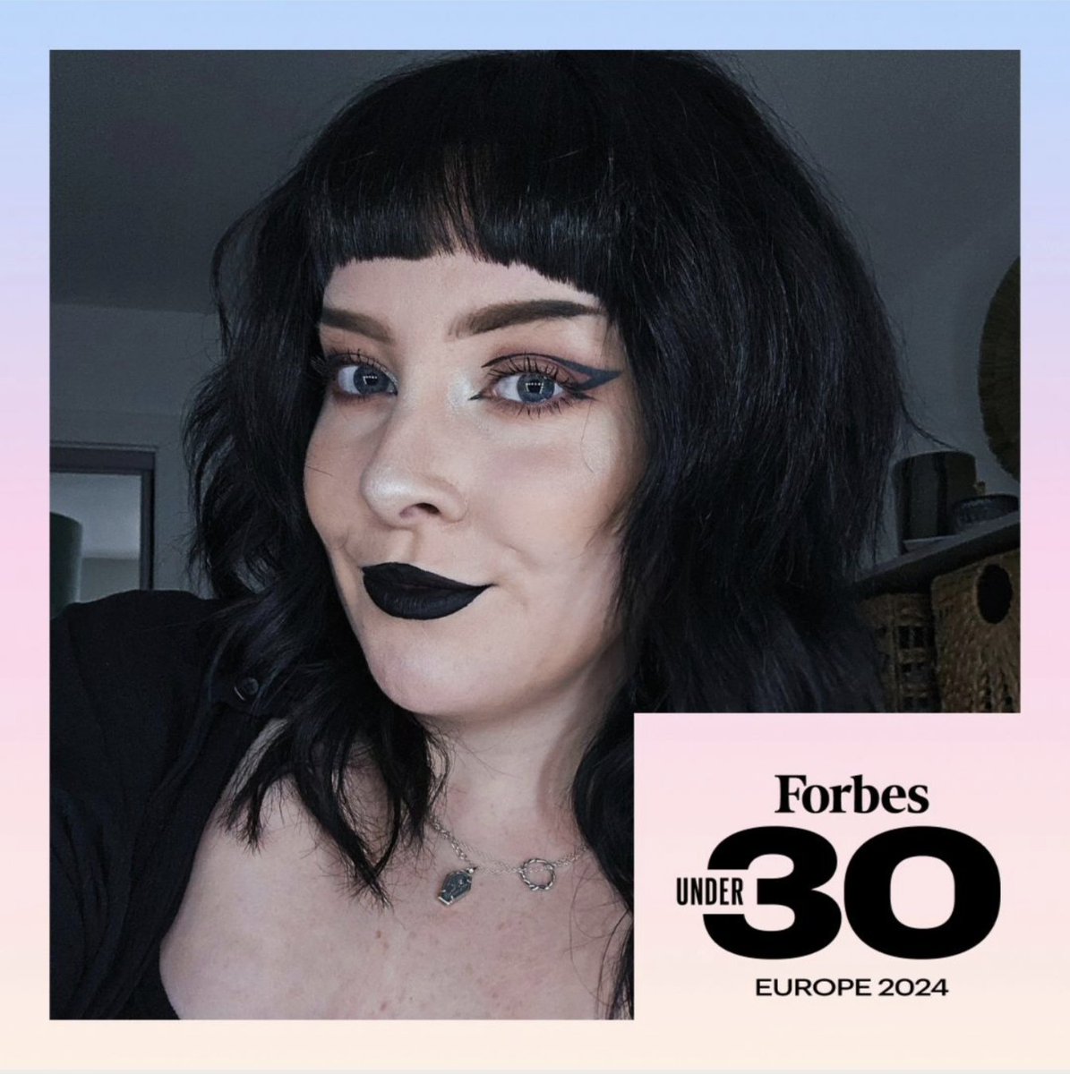 I wanted to share @SariaSlays_ incredible achievement of making it on Forbes 30 under 30 list. Saria is such an incredibly outstanding woman, who empowers anyone around her. She's an absolute badass and so caring. Incredibly proud of you! 💖👑