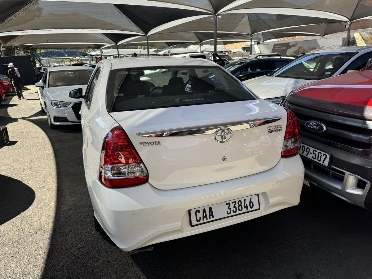 R 228 888 R 4 000 instalment 2019 Toyota Etios Sedan 1.5 Sprint 35000 km 0647417510