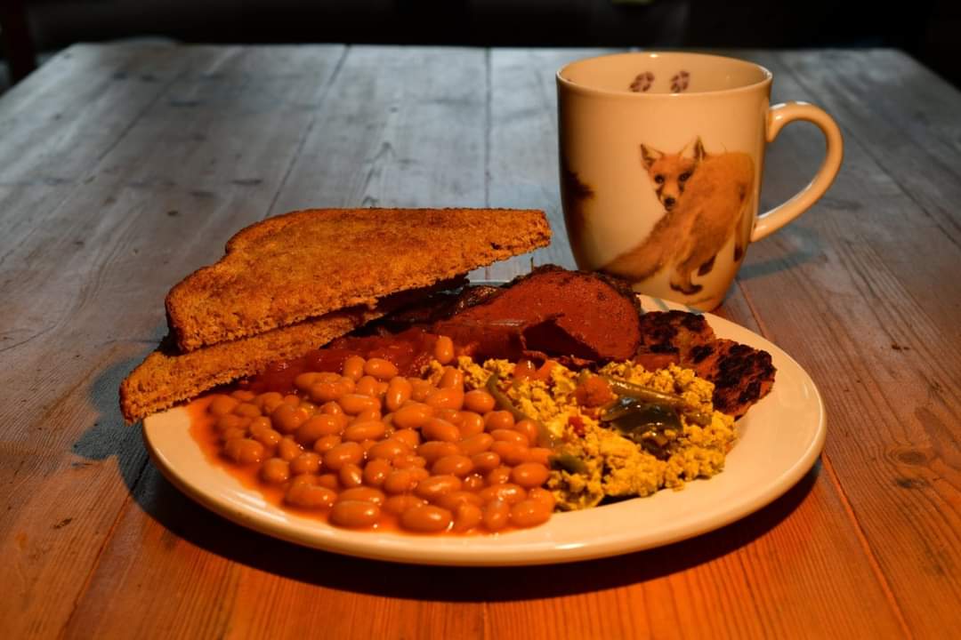 veggiesnottm's tweet image. @NottmGreenFest
@NottinghamAR
@SparrowsNestLib
Expotential Housing Coop
Skills Exchange
Hunt sabs
Animal Rebellion.
NFA Traveller community.
@veggiesnottm
+ more
Plus Sumac Sunday Brunch