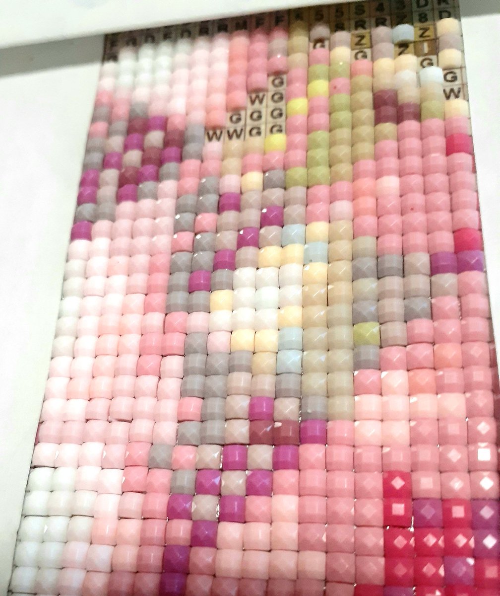 rinmuti0125's tweet photo. Chiaraさんのビーズは潤ツヤですね💎#ダイヤモンドアート
#水野ゆいコレクション https://t.co/TJyclCtsKa