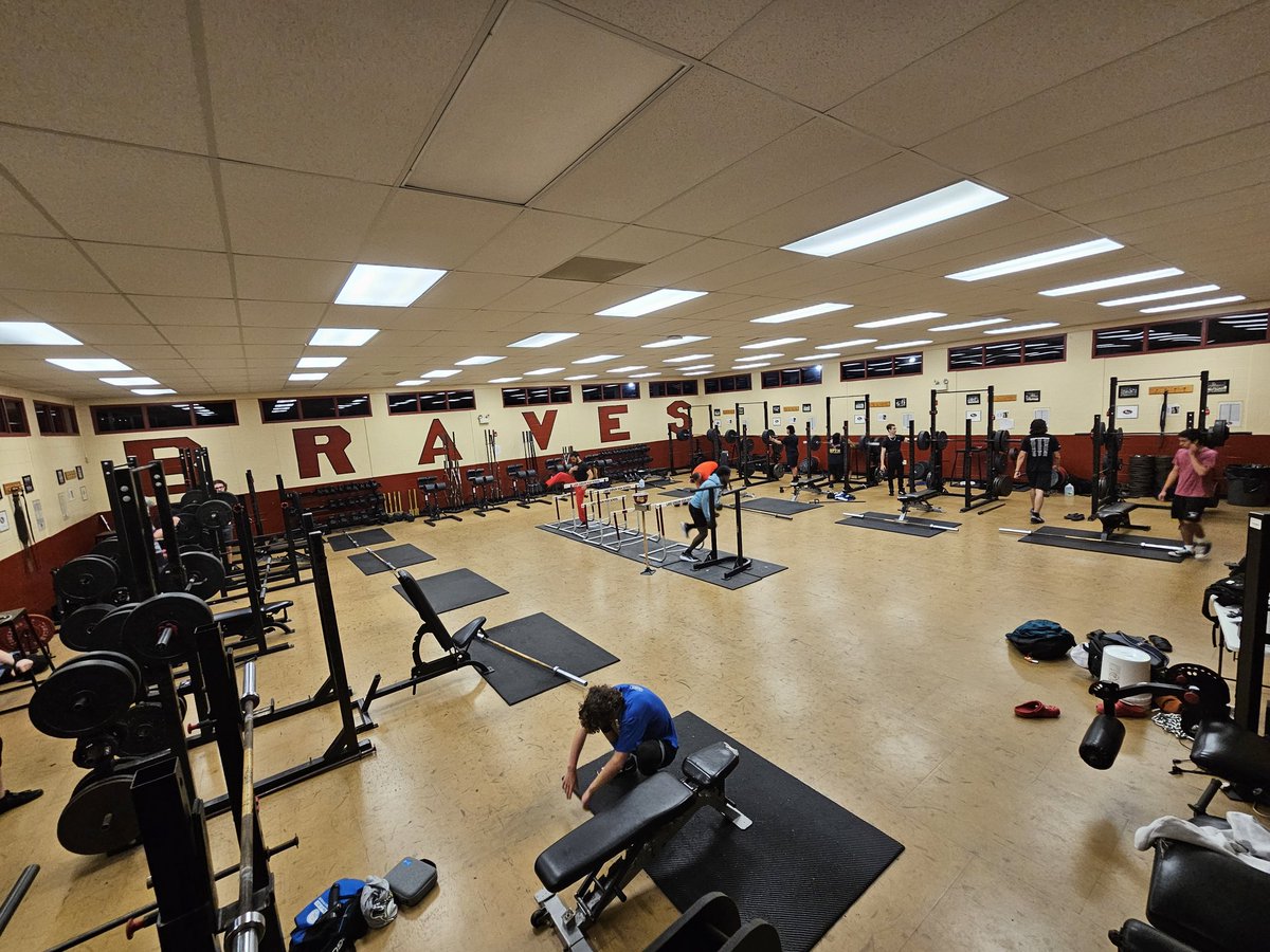 LakeGibsonWeightlifting (@lgweightlifting) on Twitter photo When you only have 3 state qualifiers but 18 guys show up to a 5:30 AM workout just because that's the DBD way. #grindandshine #depthbeforedishonor <a href="/LGHSOfficial/">Lake Gibson High School</a> <a href="/CoachHargroveLG/">Coach Hargrove</a> When you only have 3 state qualifiers but 18 guys show up to a 5:30 AM workout just because that's the DBD way. #grindandshine #depthbeforedishonor <a href="/LGHSOfficial/">Lake Gibson High School</a> <a href="/CoachHargroveLG/">Coach Hargrove</a>