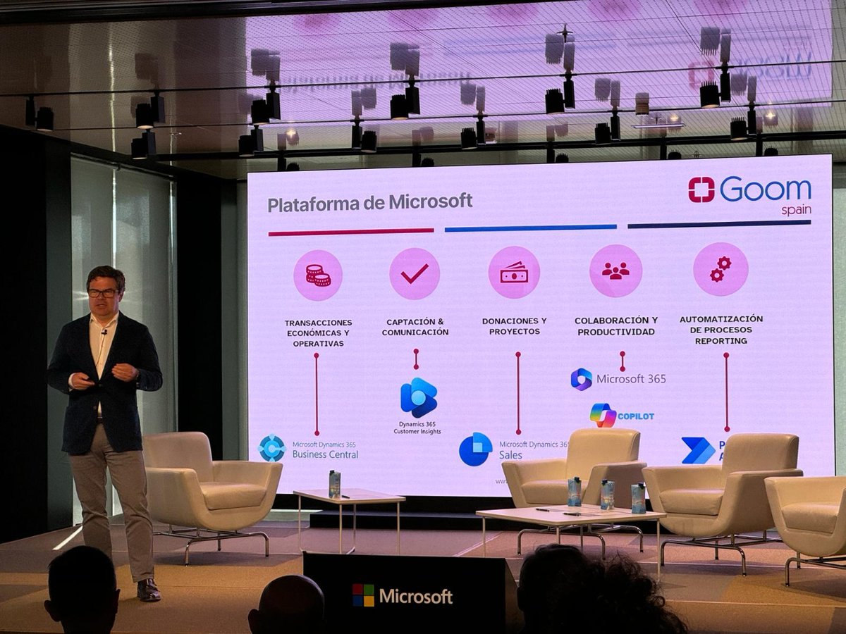 Asistimos a las jornadas sobre IA y digitalización del Tercer Sector con <a href="/MicrosoftES/">Microsoft España</a>  y <a href="/GOOMSPAIN/">Goom Spain</a> .

En Autismo Sevilla, la innovación y actualización tecnológica es clave para avanzar y crucial para el Impacto Social.

 #TransformaciónDigital #TercerSector