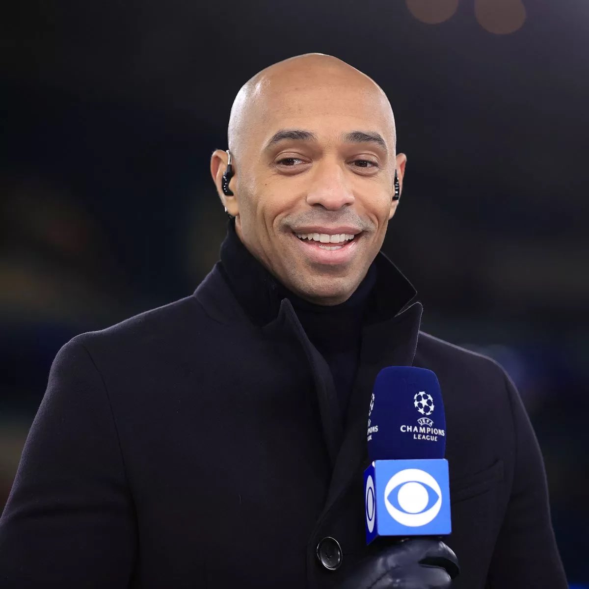 MadridXtra's tweet image. 🗣️ Thierry Henry: “Let’s talk about the Bernardo goal. You can’t put one player on the wall when City have two guys over a freekick. You open the space. Vinicius Jr moved. If you hit the target it will be a goal. 

Lunin should save? Once the ball hits the ground, it’s bye bye.…