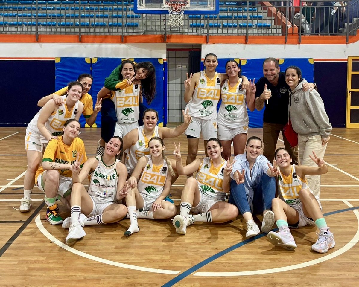 b4lmalaga's tweet photo. El provincial ha logrado una decisiva victoria 🆚 @cbelpalo, gracias a su buena salida en la segunda parte 🚀

Pese a un primer cuarto igualado, dominó el marcador de principio a fin, con un ritmo imparable.

¡Ya están pensando en el siguiente!

#Basket4Life #Basket4LifeMalaga https://t.co/kcTrncDTyV
