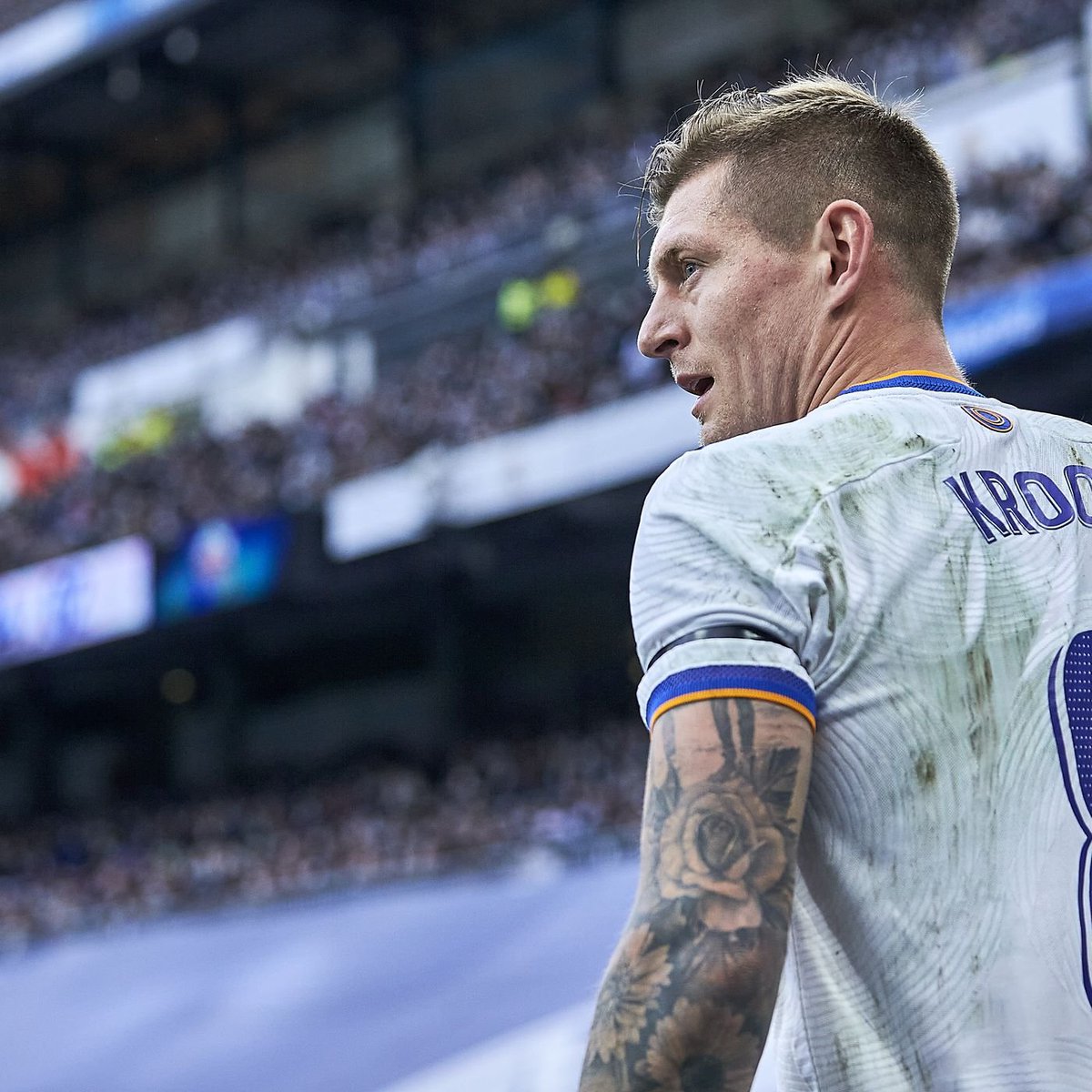 Florent Malouda: 'Chelsea need one or two players like Toni Kroos. Players who have a high football IQ that they can analyse every scenario, take right decisions and lead the team. This is the type of profile I would be looking to bring. We need experienced, ambitious players.'