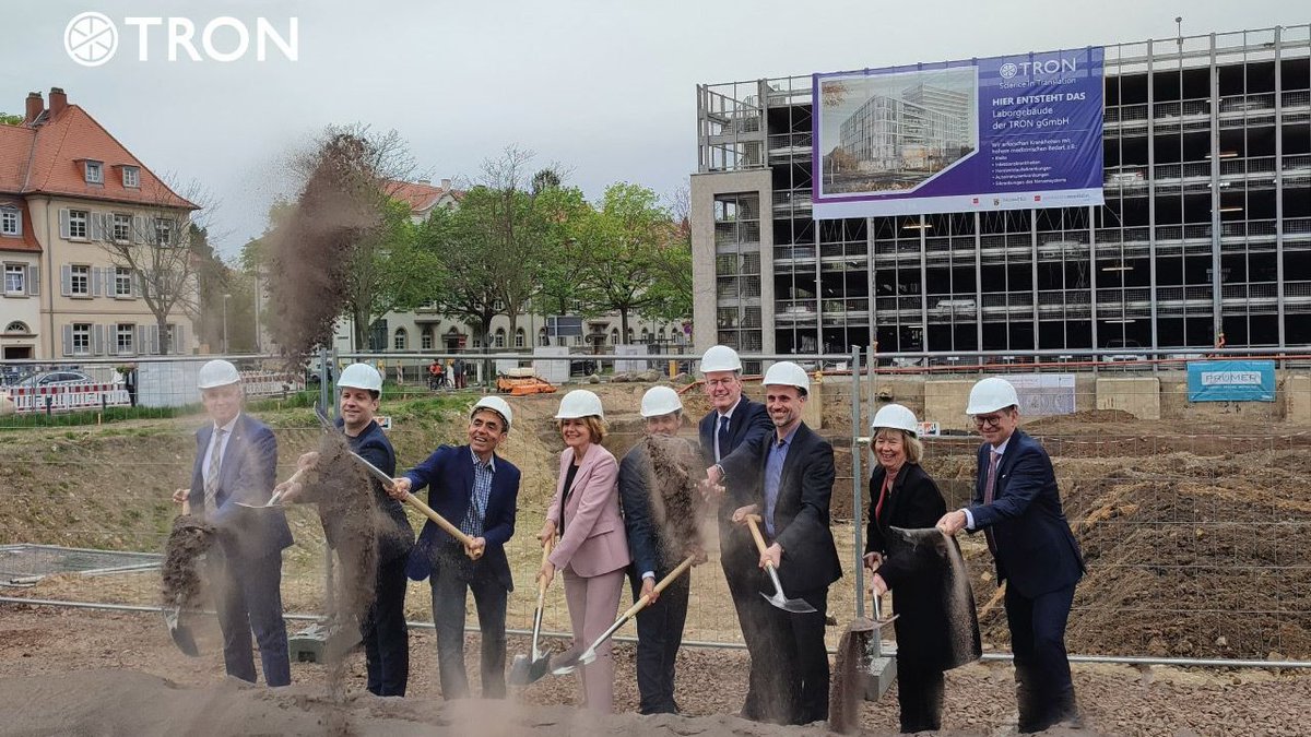 🔬 Aus dem Labor ans Patientenbett. Spatenstich mit Malu #Dreyer für den Neubau für die Forschung von Morgen. 💉So stärkt Forschungsinstitut #TRON die Biotechnologie in #Mainz. Warum das ein wichtiger Teil unserer Strategie für #RLP ist. 👇(1/3)