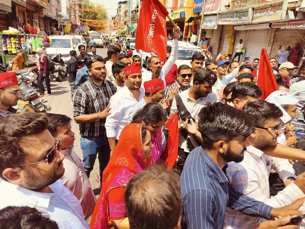 choudharymooli's tweet photo. सिंधी समाज के प्रमुख पर्व चेटीचंड के मौक़े पर आज बाड़मेर शहर में आयोजित कार्यक्रम में शामिल होकर शुभकामनाएँ दी। https://t.co/Lu5MyJXE1V