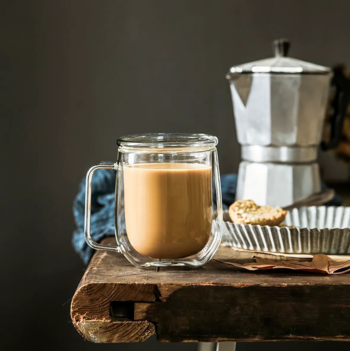 #GoodMorning, Monday. Slow, smooth, velvety, bitter-in-just-the-right-way Organically-grown Italian Roast #coffee. 20% off now: buff.ly/2MsgG3d #TheQueenBean #MillsCoffee