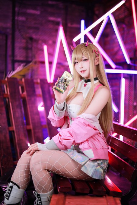 Twitterのコスプレ画像6