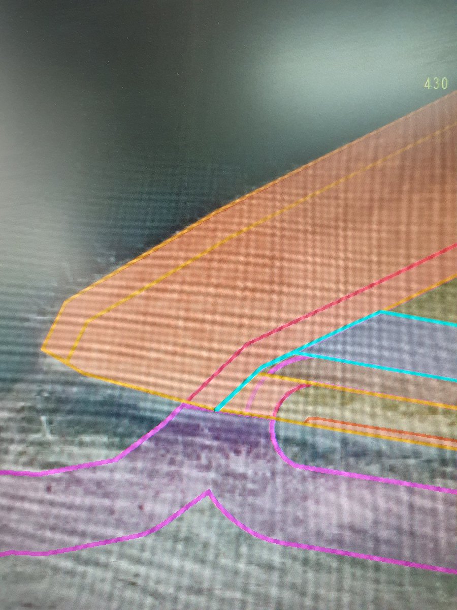 Oh wat zou ik toch graag willen dat de gecombineerde opgave te begrijpen is 🤯 Ik begin iedere keer met goede moed tot ik weer het punt bereik dat ik twijfel aan alles 😅 
Je zou het bijna als kunst kunnen verkopen, perceeltje hier, randje daar 🎨