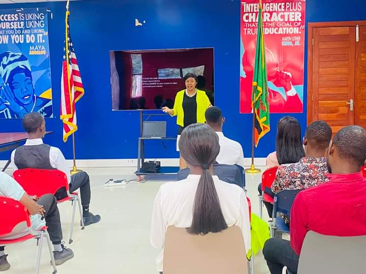 On Monday afternoon I attended Mental health awareness training 
 event at NIPA American Corner U.S. Embassy Zambia. 
We go again today for the second day.

#healthylifestyle
#mentalhealthmatters
#mentalwellness