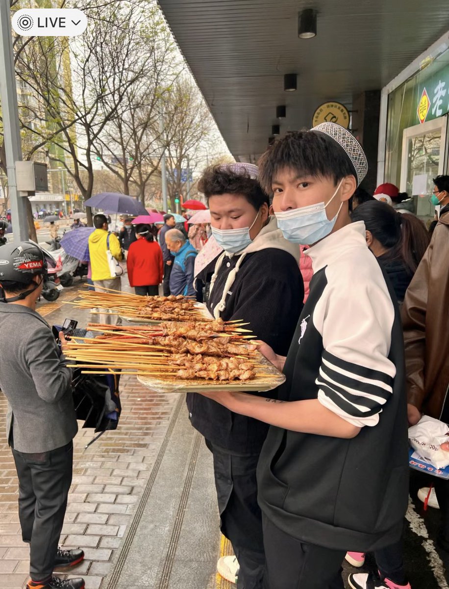 Eid Mubarak celebrations today in Niujie, Beijing. Niujie, literally means “street of the ox”, a central religious and social gathering place for Beijing’s 250,000 Muslims, and the 40-odd mosques, is the oldest and largest in Beijing. #Eidmubarak2024