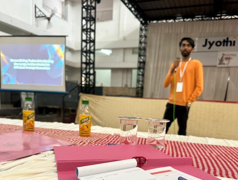 rajatsandeepsen's tweet photo. This time we cooked, but judges got no rizz to understand it. 

Mission failed boys 🤕🥉

Btw thanks @shaheenhyderk for low quality pic 🥰 https://t.co/CMSgT91f2Z