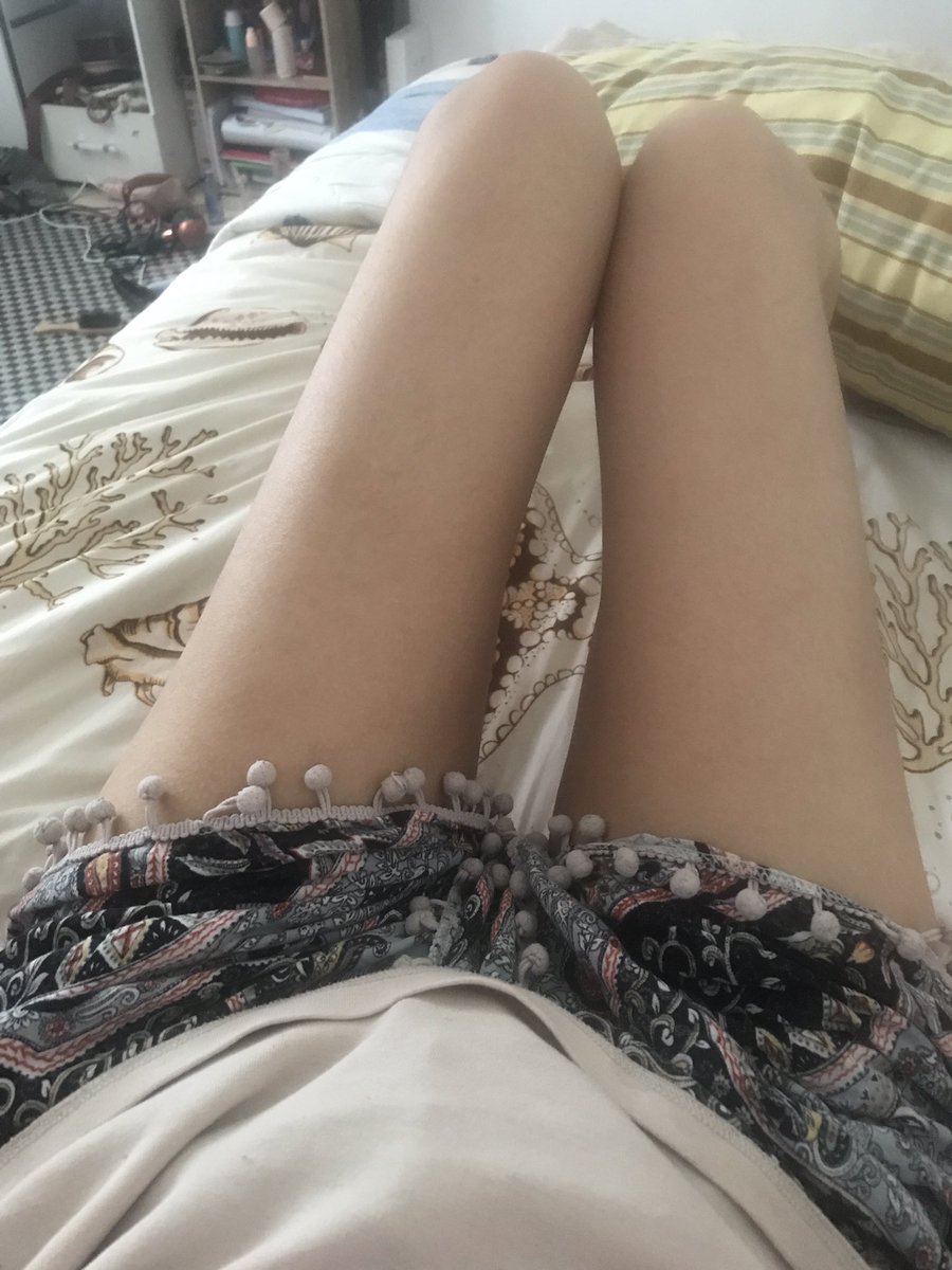 yeursmine's tweet photo. i took this yesterday but i feel 10kgs heavier than this photo https://t.co/E9ZBH1JXnq