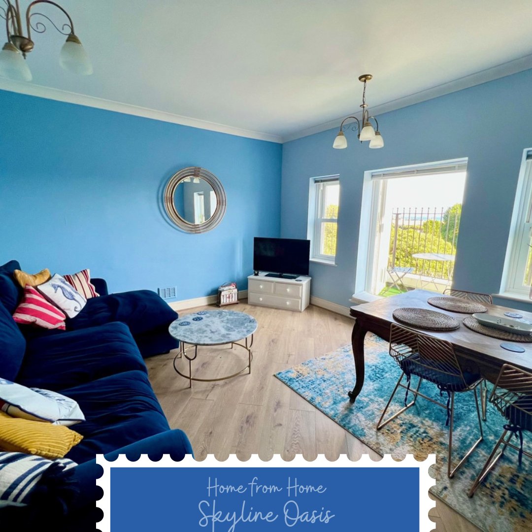 Looking for a stylish break?
Enjoy stunning panoramic sea views and a balcony in #southsea.
homefromhomeportsmouth.com/skyline-oasis

#Private off-road parking
#Sea views
#Balcony
#Dog-friendly
#Games, travel cot, high chair
#Convenient location for beach, shops, bars and restaurants