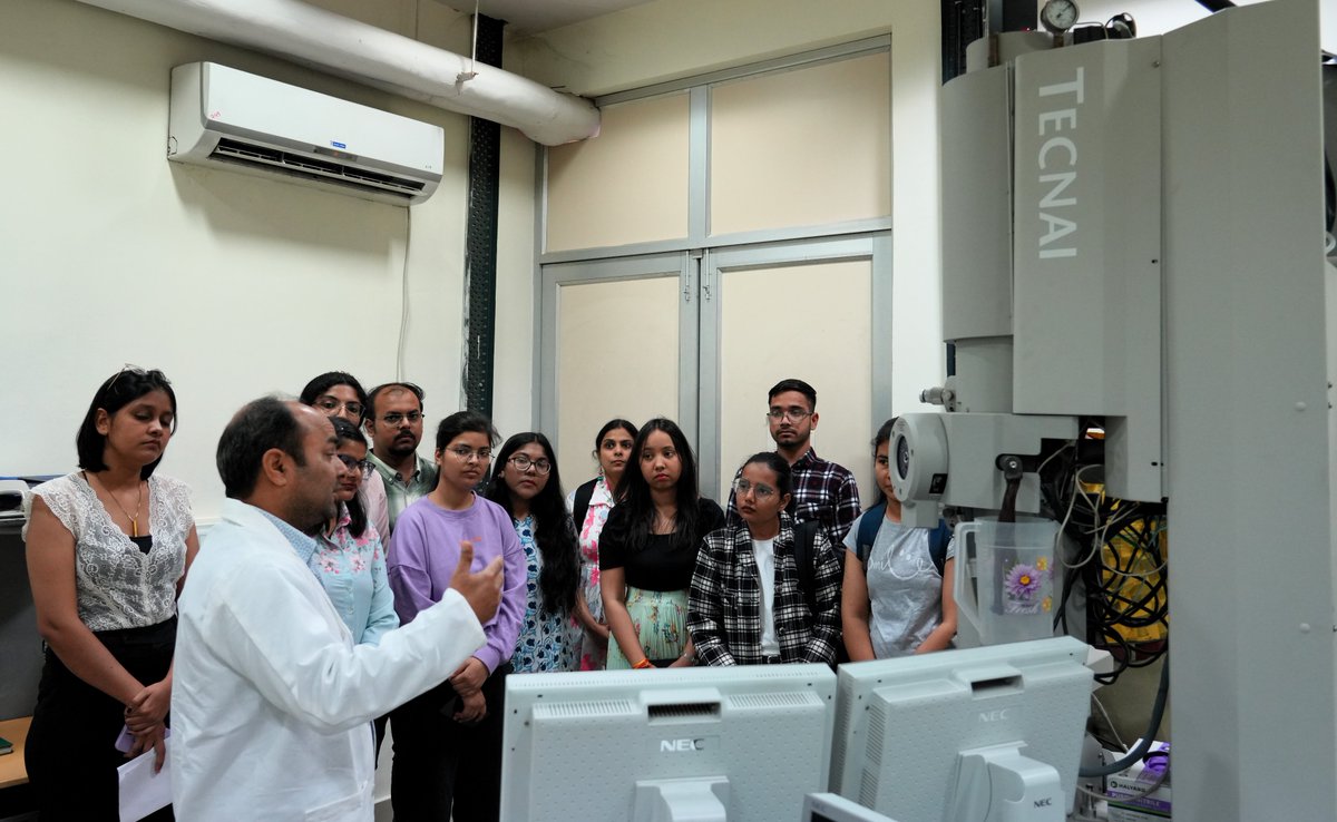 NImmunology's tweet photo. Students and faculty of the Amity Institute of Biotechnology (Manesar) @AmityGurgaon were on campus recently.

Here are some glimpses from their visits to various research facilities and interactions with the researchers👩‍🔬👨‍🔬

@DBTIndia #ScienceSetu #ScienceEngagement https://t.co/eHbZYAwtQG