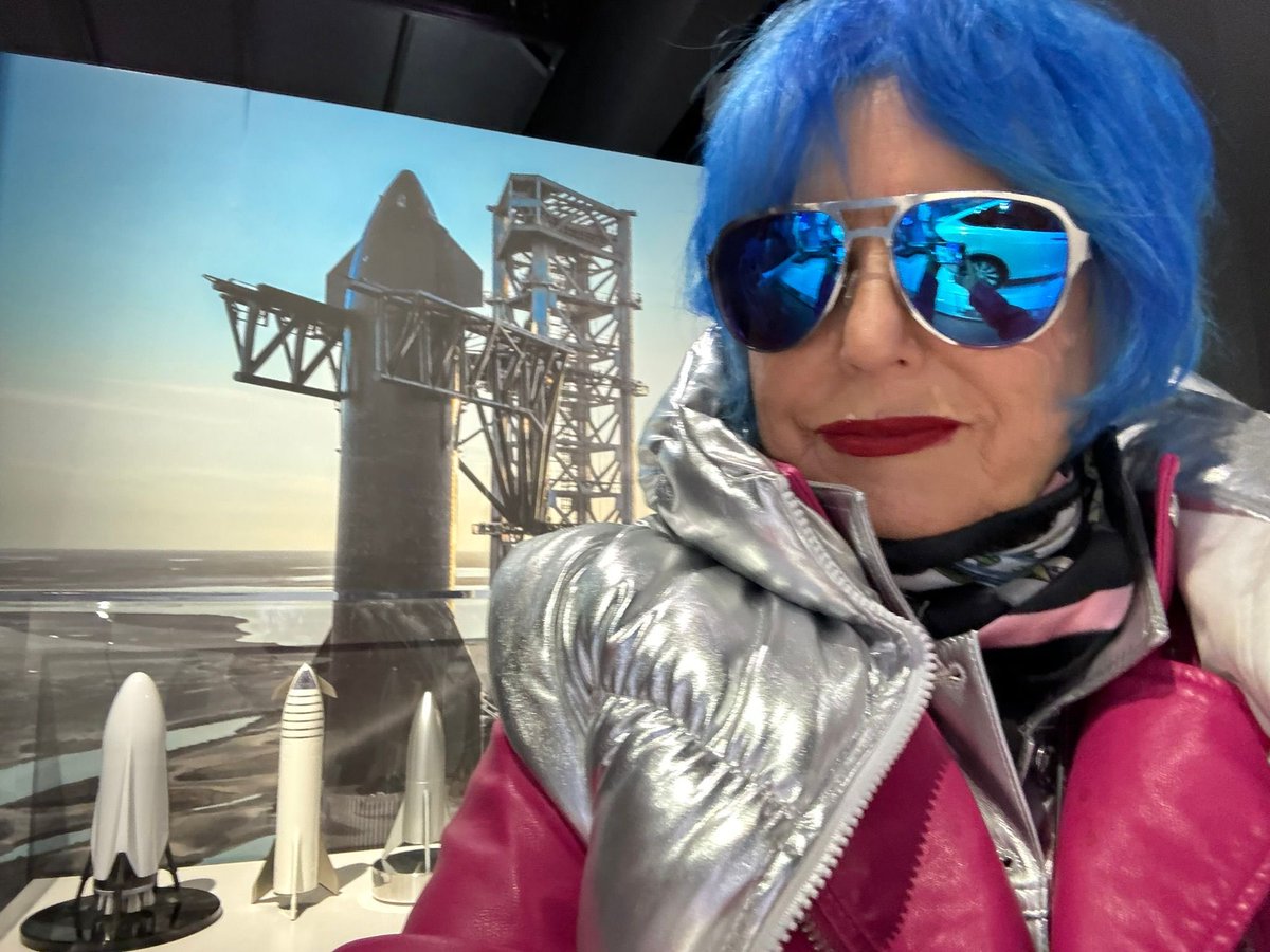 LadyRocketSpace's tweet photo. Meet me  and our great community 
11 am pst 4.10 and you too could bring your token #ToTheMoon in October - while launching your campaign now - find out you options to extend your NFTs, their $$$$ value by giving them second life on the Moon!
Yes I am sending my #MoonPunk. Original token created for me by @READY_PLAYER_X 
Meet @spaceibles  creators !
Ordinals, #bitcoin, polygon spoken here! 

All is possible with @CopernicSpace … 
We want to change how things get done on Earth by reaching for the Moon.
Fun, serious and authentic - only here! With @LadyRocketSpace and friends!

Special guest @GBsavant 
Co hosted by @WaltzinPeacock !! 

https://t.co/gMatmSlmvz