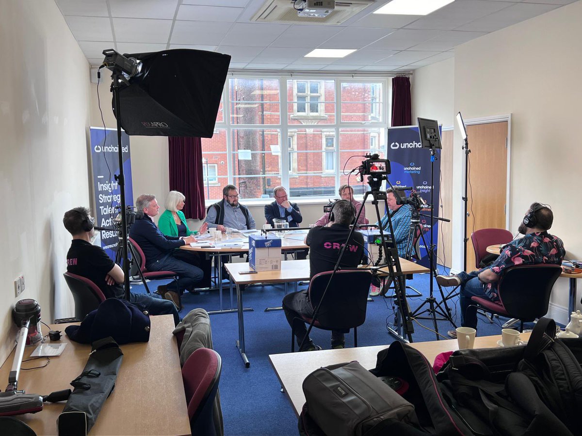 Humbled to be asked to participate in a roundtable to discuss Unchained Marketing’s second annual The Voice of the Agent survey 

Video analysis coming soon. A must watch 

#voiceoftheagent #estateagents #property #propertymarketing #propertyinsights #propertypr #publicrelations