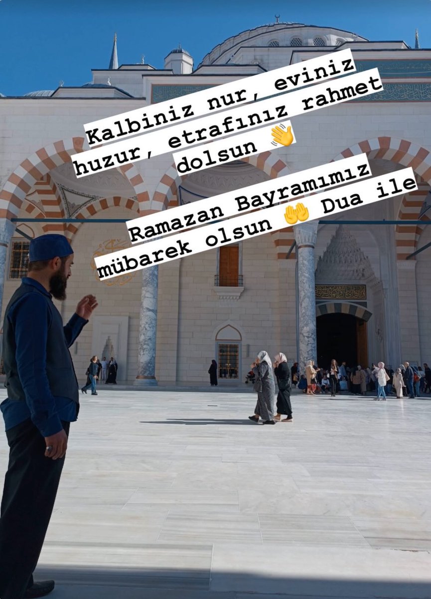 Müslümanların Ramazan Bayramı Mübarek Olsun Dua eder dua bekleriz kardeşler 👋 Allah, affedilen kullarından eylesin Allah, nice Bayramlar nasip eylesin 🤲 #ramadanmubarak #RamazanBayramımız İslam Alemi