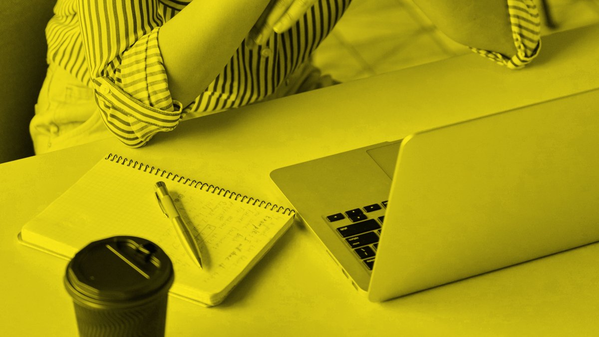 ORIENTING tweet media