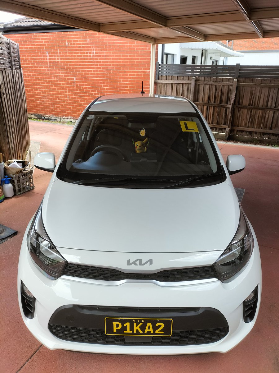 Naomi 🌈 tweet media