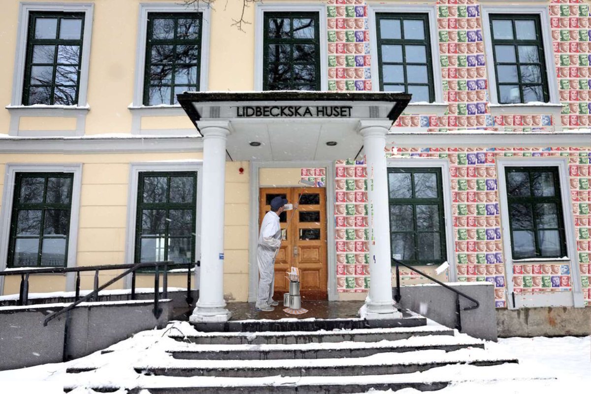 Eftersom Lidköpings kommun målade om Lidbeckska huset med en färg som visade vara sig en fuktfälla måste det renoveras om för mellan 20 och 25 miljoner kronor. Hur det kunde bli så här fel vet ingen: ”Det finns ingen person kvar som var med i processen”, svarade den ansvariga…