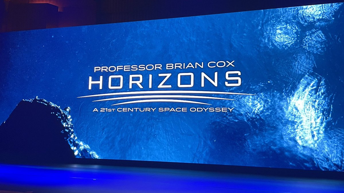 Delighted to welcome the brilliant @ProfBrianCox back to #Croatia, inspiring, awing and humbling us with his fantastic journey through space and time - and an important message for humanity. #ScienceIsGREAT 🔭🪐☄️🌎🌒