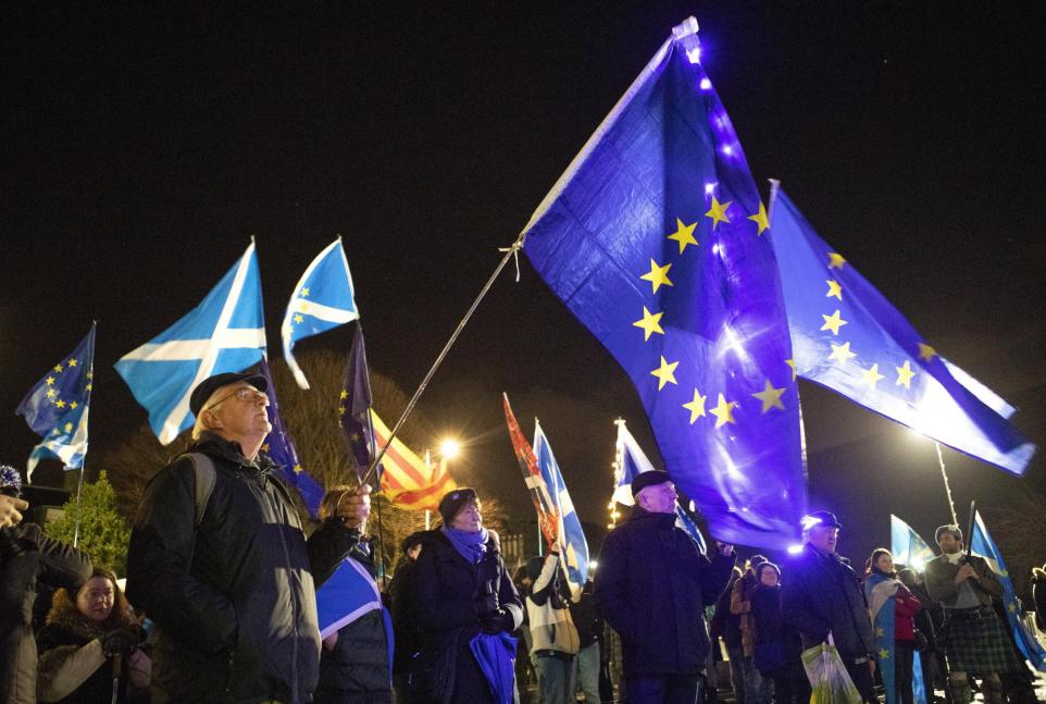 🗣️ 'Around half of Scots back independence – our challenge is to ensure that we present a compelling vision to bring more onside' @AlynSmith discusses why an independent Scotland's EU membership will put 'rocket boosters' on our economy