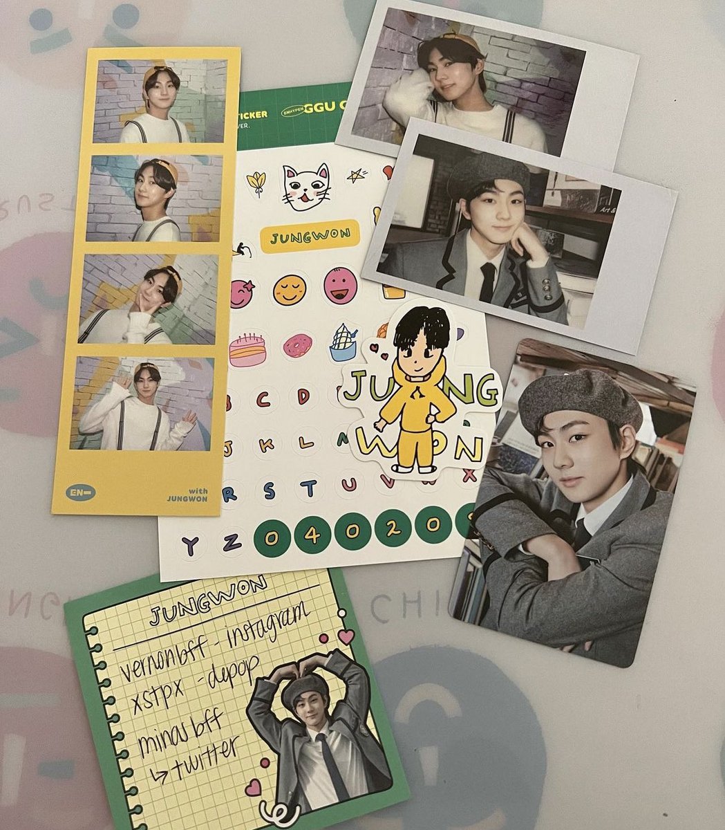 miinasbff's tweet photo. [WTS] Enhypen Ggu Ggu Package Set

member set of photocard, polaroid, postcard, stickers 

❗️MESSAGE ONLY IF 100% BUYING 

$8 each 

@enhatradez  

#enhypenwts #kpopwts #wtsenha https://t.co/w25A8Xb0Ub