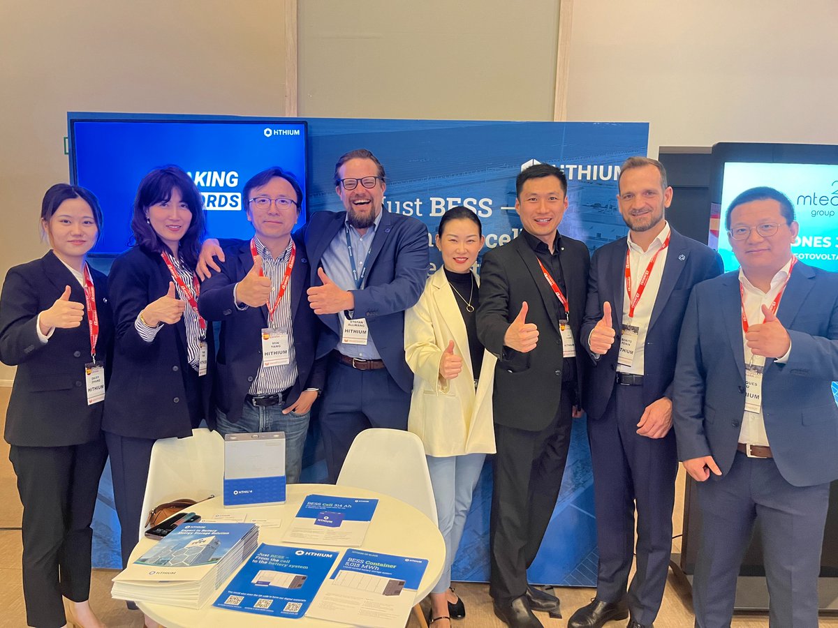 HithiumES's tweet image. Great first day of #Energyear Spain in Madrid! 📢

Don’t miss HiTHIUM Director of Application Engineering, Dr. Lu Zhang, will share in a #panel discussion on #technological advances in #energystorage, exploring the latest #innovations at 3:15 pm today.