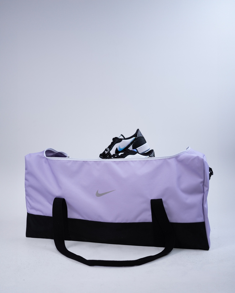 TRENDYGOLF's tweet photo. 🎉 WIN! Elevate your style! We're giving away exclusive Air Jordan 1 Low NRG 'Aurora' &amp; a major-themed duffle bag! Follow @trendygolf, like, save, tag 2 friends, &amp; share for an extra entry! Entries close 07:30 am GMT on Friday, 12th April. T&amp;C's apply. #Giveaway
#TrendyGolf https://t.co/hwgRhbBL2E