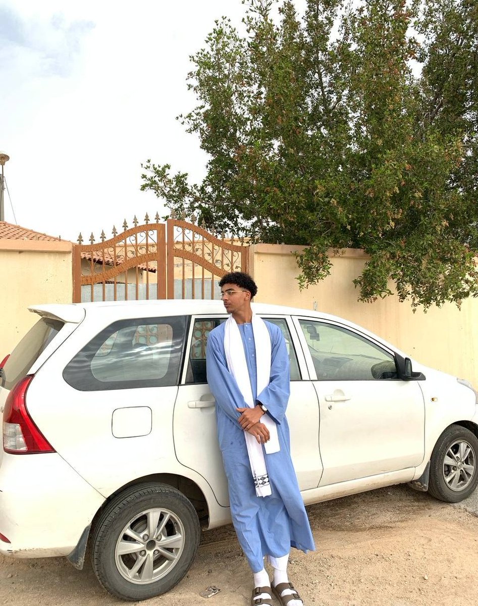 Leiurus8055's tweet photo. Happy eid  ❤️‍🩹😵 https://t.co/UTUXH88ABF