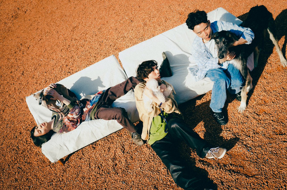 skream_japan's tweet photo. Helsinki Lambda Club、リミックス・シリーズ始動&第1弾でSWIM DEEPによる「Good News Is Bad News」リミックスを4/17配信リリース。初イギリス・ツアーのクラウドファンディング開始 https://t.co/mabEz9EpvR
#HelsinkiLambdaClub #SWIMDEEP https://t.co/pGEoIItv5I
