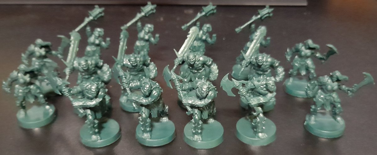 xrenrus's tweet photo. So ich werde hier mal die ganzen Hero Quest Figuren reinstellen. Sind sehr interessant^^
Neben den Miniaturen gibt es noch ne Menge Marken, Möbel und vorallem Türrahmen. Auch nützlich für PnP und mehr. https://t.co/2ckypQUMSl