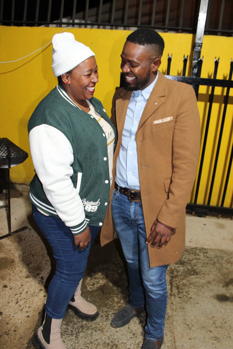 Copper1029's tweet photo. As we laughed at SA political scandals @Worldstreetkid @Buhlenomuhle #yello https://t.co/umjv93OVin